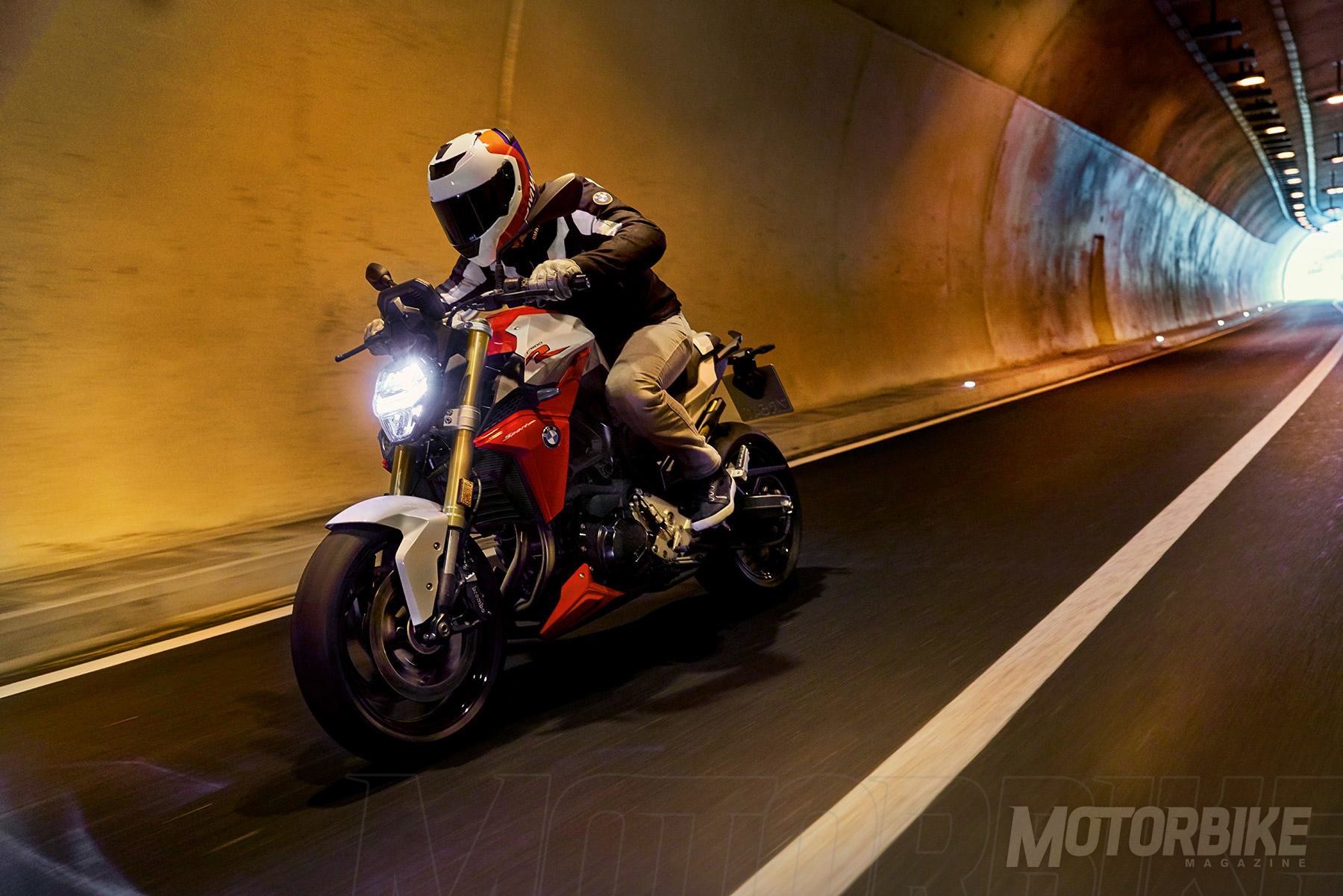 Detalles de Casco Integrale Race Moto BMW Motorrad 2020 Detalles de Casco Integrale Race Moto BMW Motorrad 2020