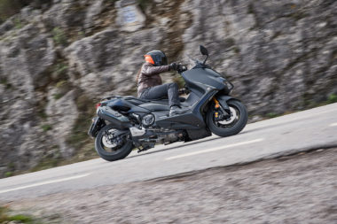 Yamaha TMAX 2020 pruebaMBK025