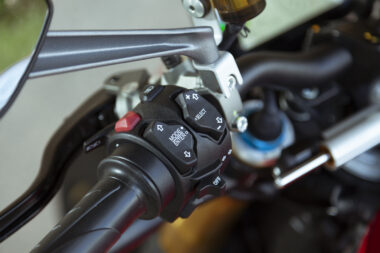 Ducati Streetfighter V4 S 2020 detalles 40