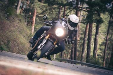 Triumph Thruxton RS 2020 Accion 8