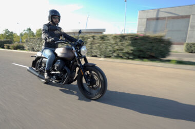 Moto Guzzi V7 III Stone 2020 prueba 16