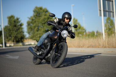 Moto Guzzi V7 III Stone 2020 prueba 30