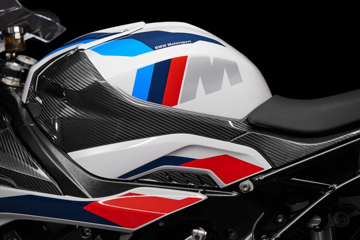 BMW-M-1000-RR-2021-8-1200x800.jpg