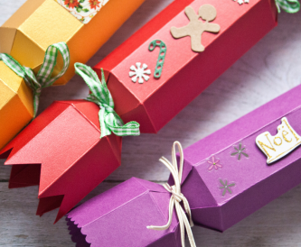 Christmas Cracker Gift Box - Traditional DIY Design