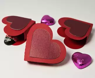 Valentine's Chocolate Heart Holders!