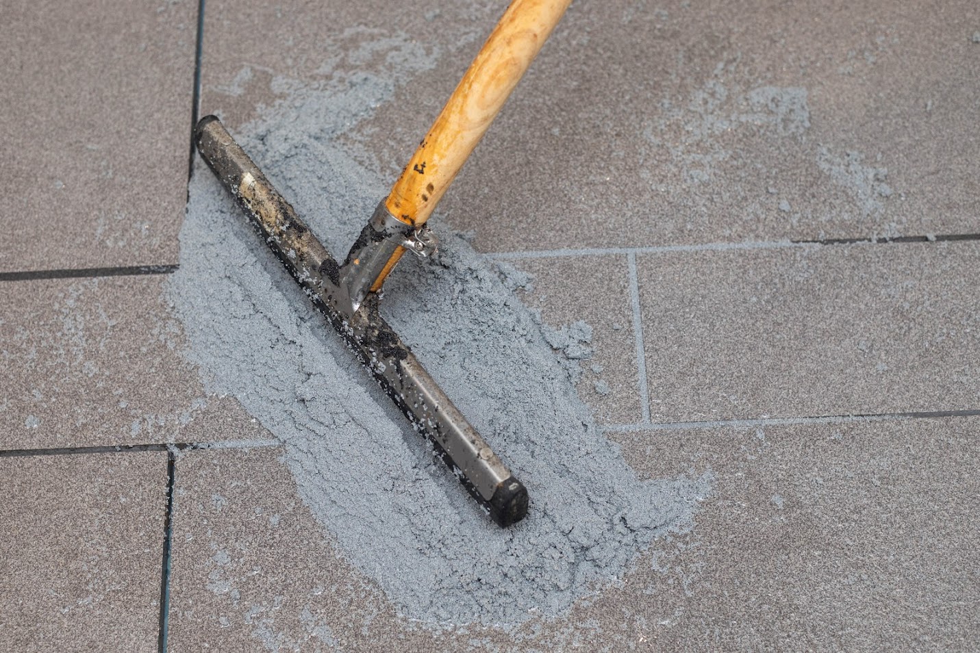 Wondering how to play paving slabs? All you need is a few tools and the paving to begin.