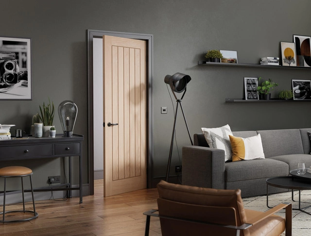  Internal doors not only enable you to give you privacy in your home, they are practical too because they can help prevent heat loss and reduce your energy bills – something we are all keen to do. 