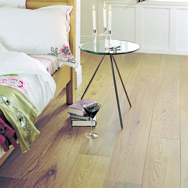 Engineered wood flooring is a highly cost-efficient alternative to solid flooring that is easier to install and is more resistant and practical.