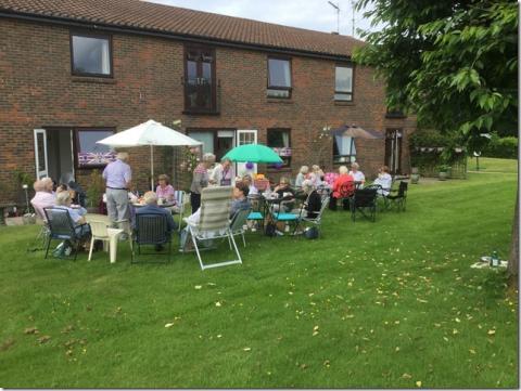 2016-06-elmbridge-queens-birthday.480.361.s