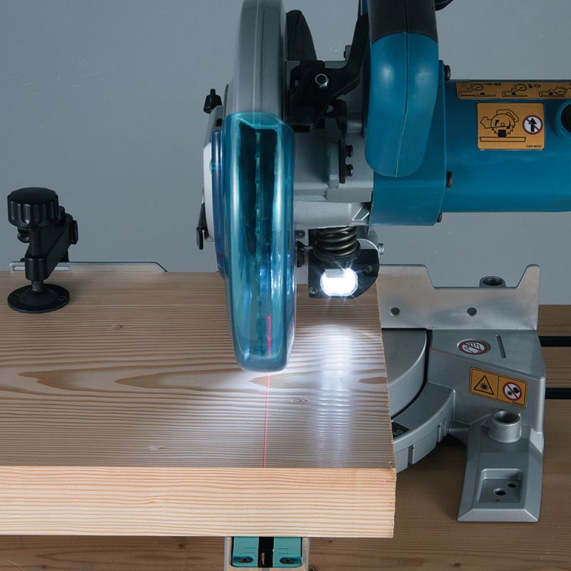 MAKITA Kapp- und Gehrungssäge 216 mm - LS0815FLN günstig bei rubart.de