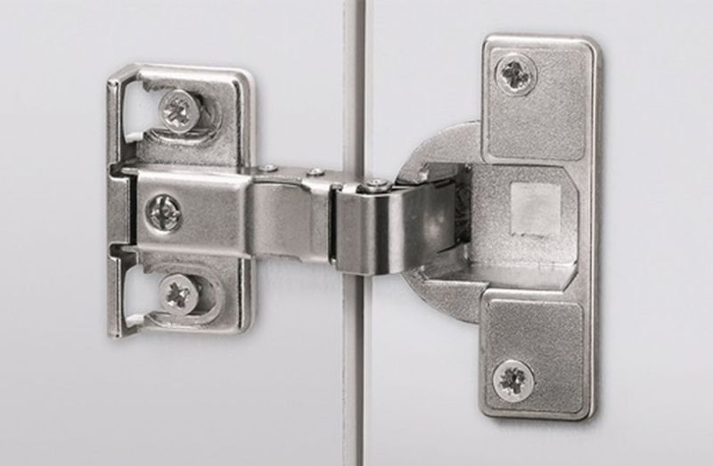 Hettich Spezialscharnier (Kröpfung 0,0 mm / zum Aufschrauben) - 72134