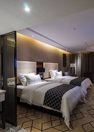 1 night accommodation