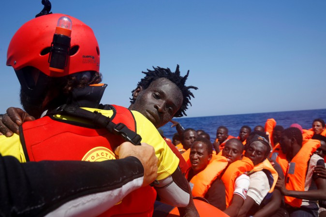 Oltre seimila migranti sono stati salvati in un giorno nel Canale di Sicilia