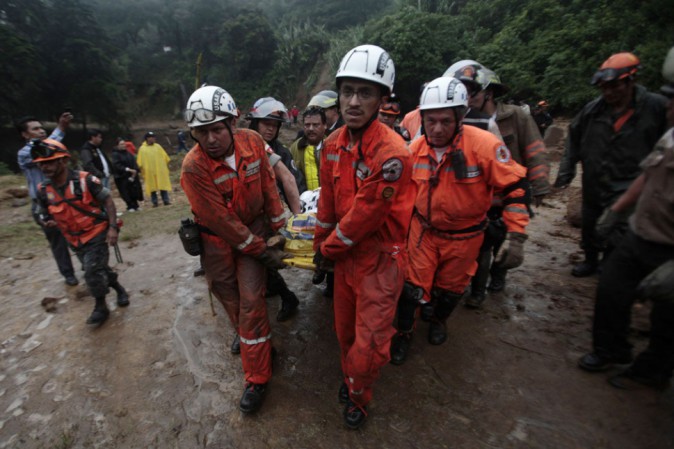 Guatemala, incendio in un orfanotrofio Ventidue le persone morte, decine quelle ferite