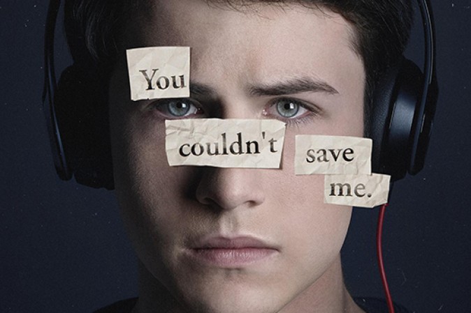 Tredici: un ragazzo si suicida imitando Hannah Baker Tredici: un ragazzo si suicida imitando Hannah Baker