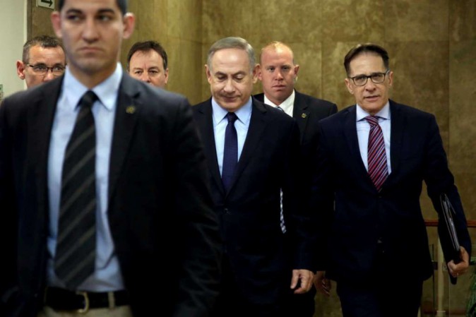 Israele: Netanyahu a opposizione, 'aspettate a festeggiare'