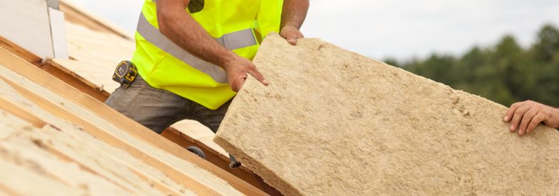 https://s3-eu-west-1.amazonaws.com/cdn.v2.primesenergie.fr/blog-travaux.primesenergie.fr/Isolation/Isolation%20combles%20et%20toiture%20/5f900ae959dd72.80413652