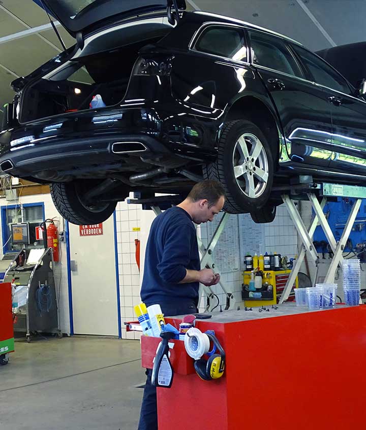 Autoschade herstel Van Kalker, werkplaats Autoschade herstel Van Kalker, werkplaats
