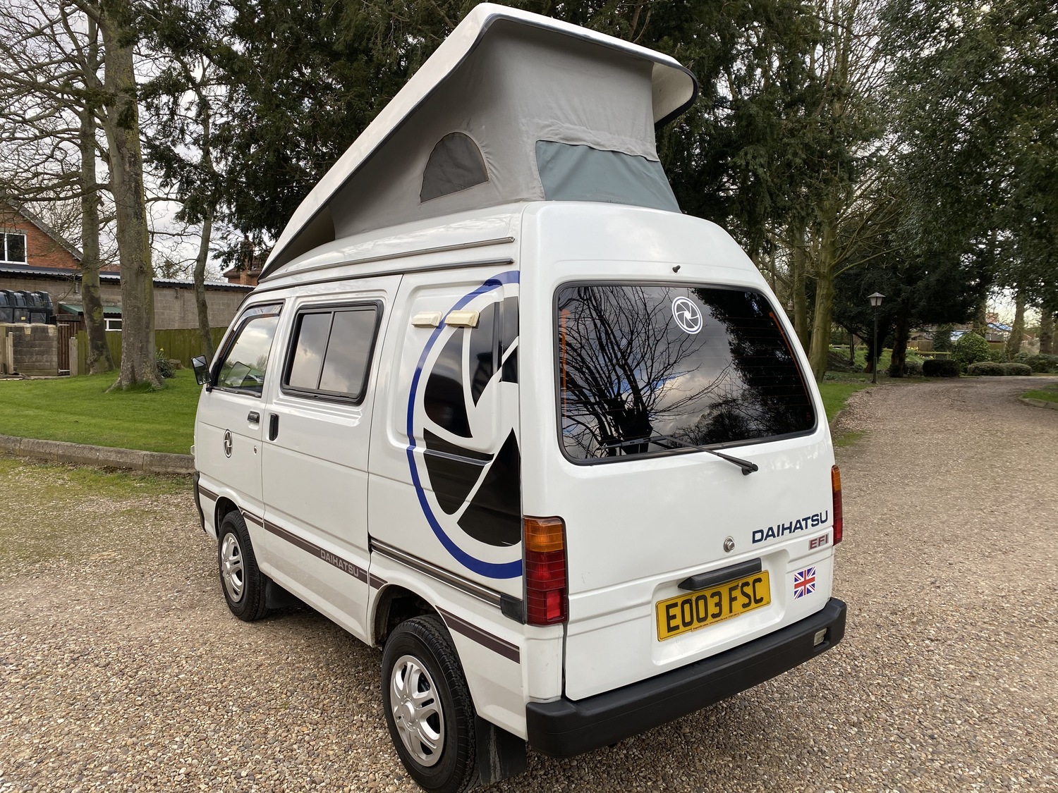 JC Leisure Micro Camper Van 2 Berth 2003 Daihatsu HiJet 1.3 16V EFi