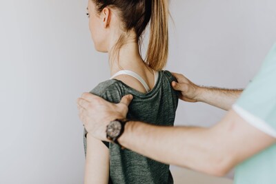 Sports therapy, physiotherapy, shoulder pain, back pain, neck pain, knee pain, injury rehab, pain, sciatica