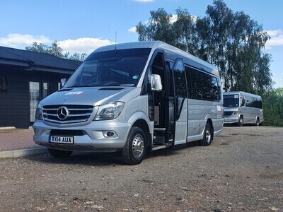 Minibus Hire Gatwick airport