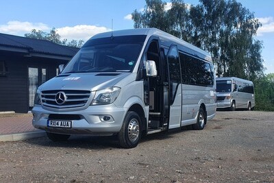 Minibus Hire Gatwick airport