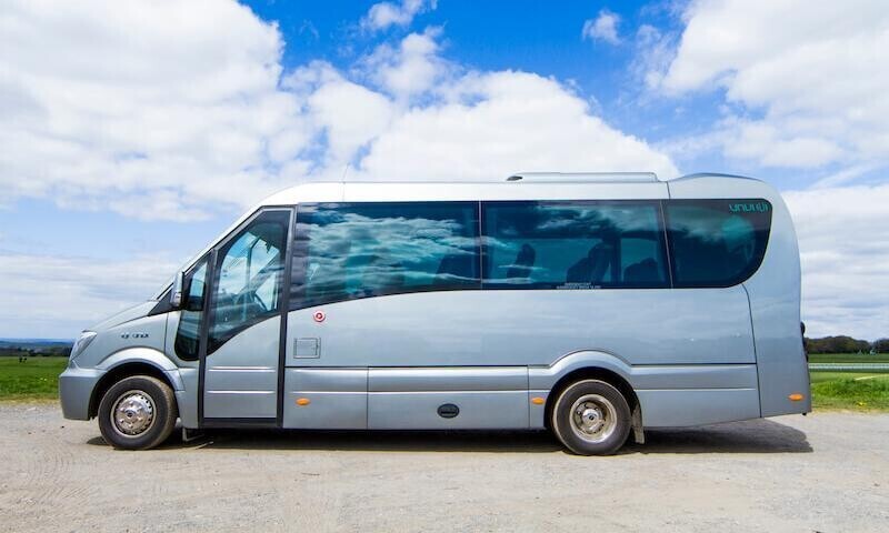 How to Finding Minibus Hire in London
