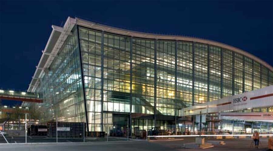 Hiring Minibus for Heathrow Airport