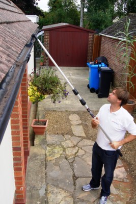 Pro Gutter Cleaning Equipment in stock and ready for same day despatch plus FREE DELIVERY