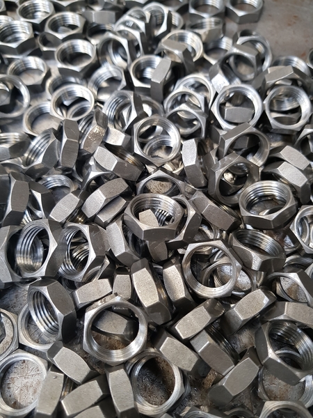Pipe Nuts