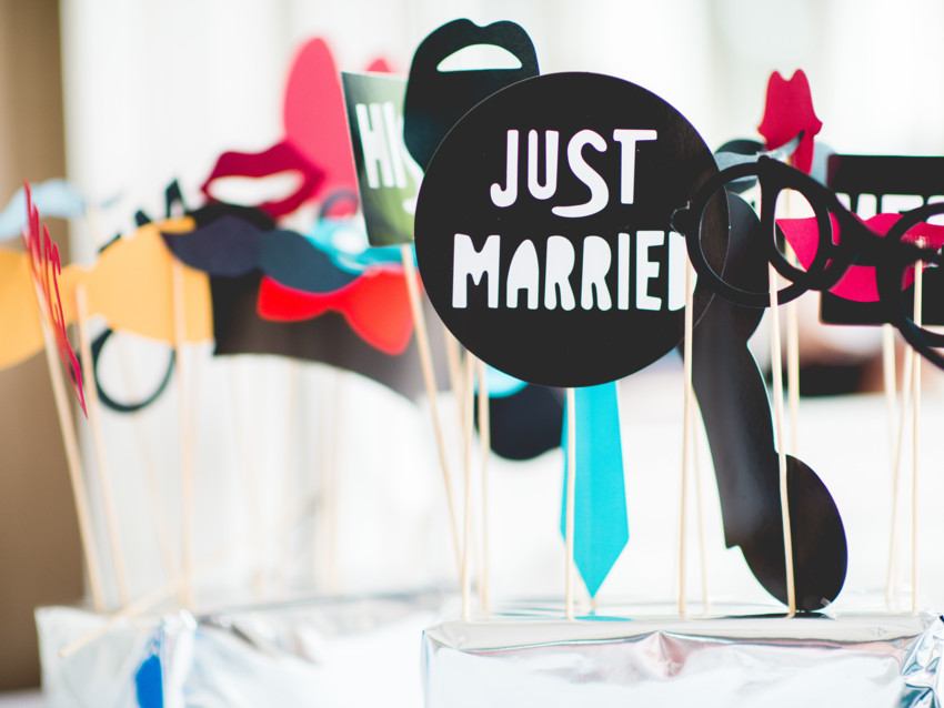 Photobooth Hire London, Magic Mirror Photo Booth, Party Planning