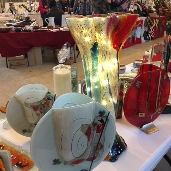 Hard To Resist at Peterborough Christmas Market 2017