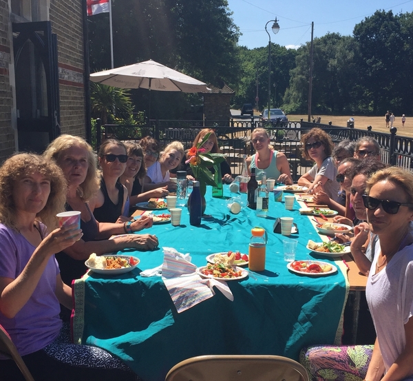 BWY TT Course Summer lunch.