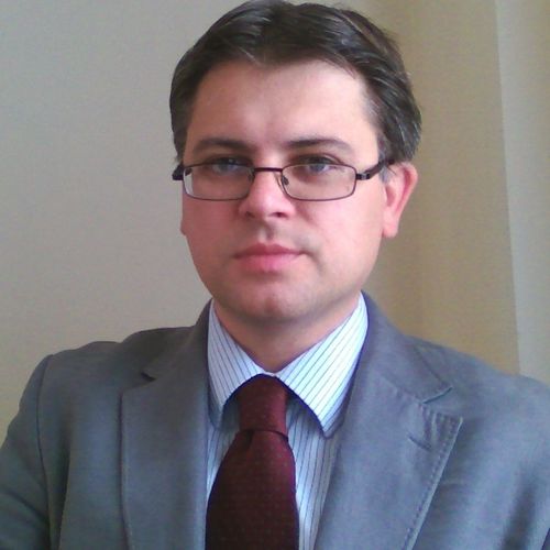 Dr Andrei Horvat