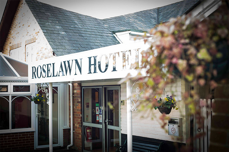 Hotel Burghfield, Hotel Theale, Hotel Reading