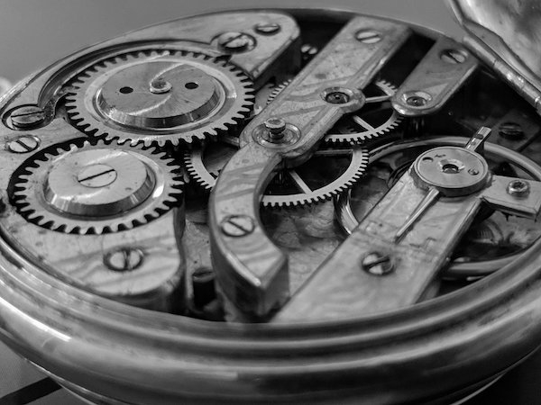 New medical device regulations. Time is running out for distributors
