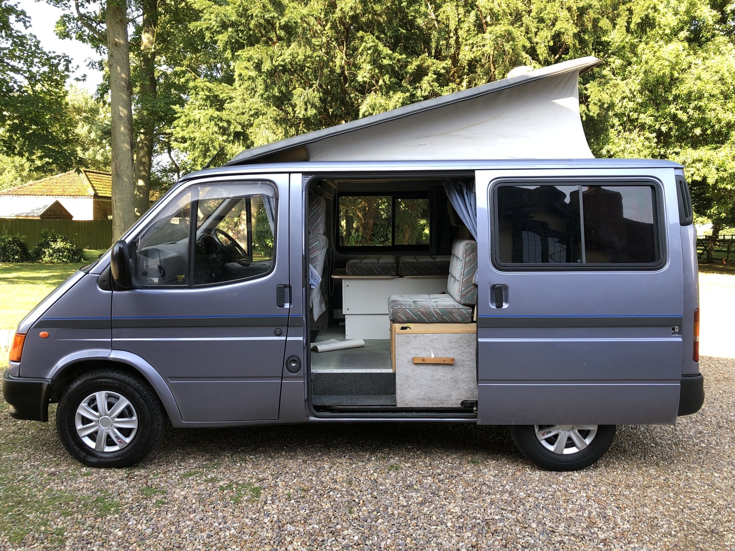 JC Leisure Drake Camper Van 2 Berth Elevating 2000(W) Ford Transit 2