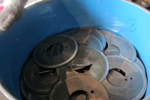 Cutting blades