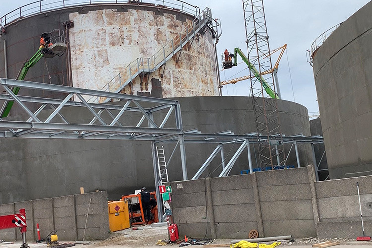 Industrial Tank Cleaning