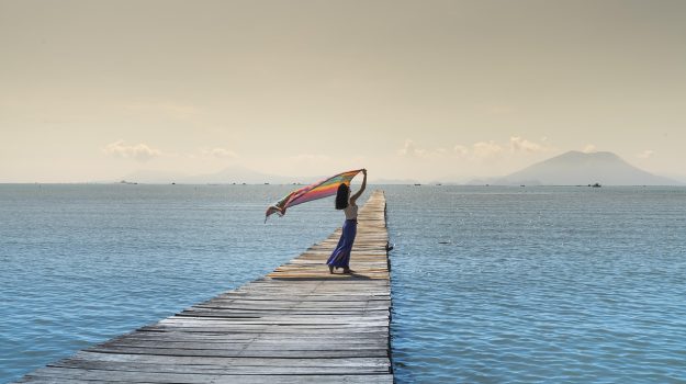 Empowering Women, One Arise Account at a Time: A campaign conceived by Lowe Lintas for Axis Bank Celebrating Women’s Day