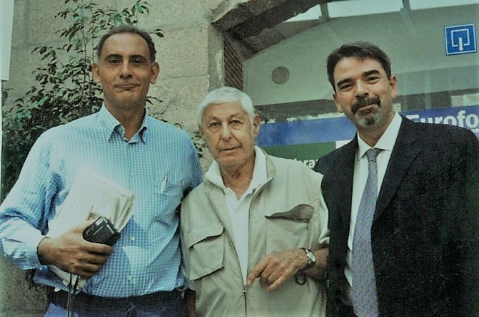 Izquierda a derecha: Manuel Artero, Don Hewitt y Miguel Rozas, El Escorial, verano de 2003