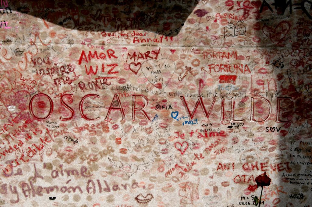 La tumba de Oscar Wilde