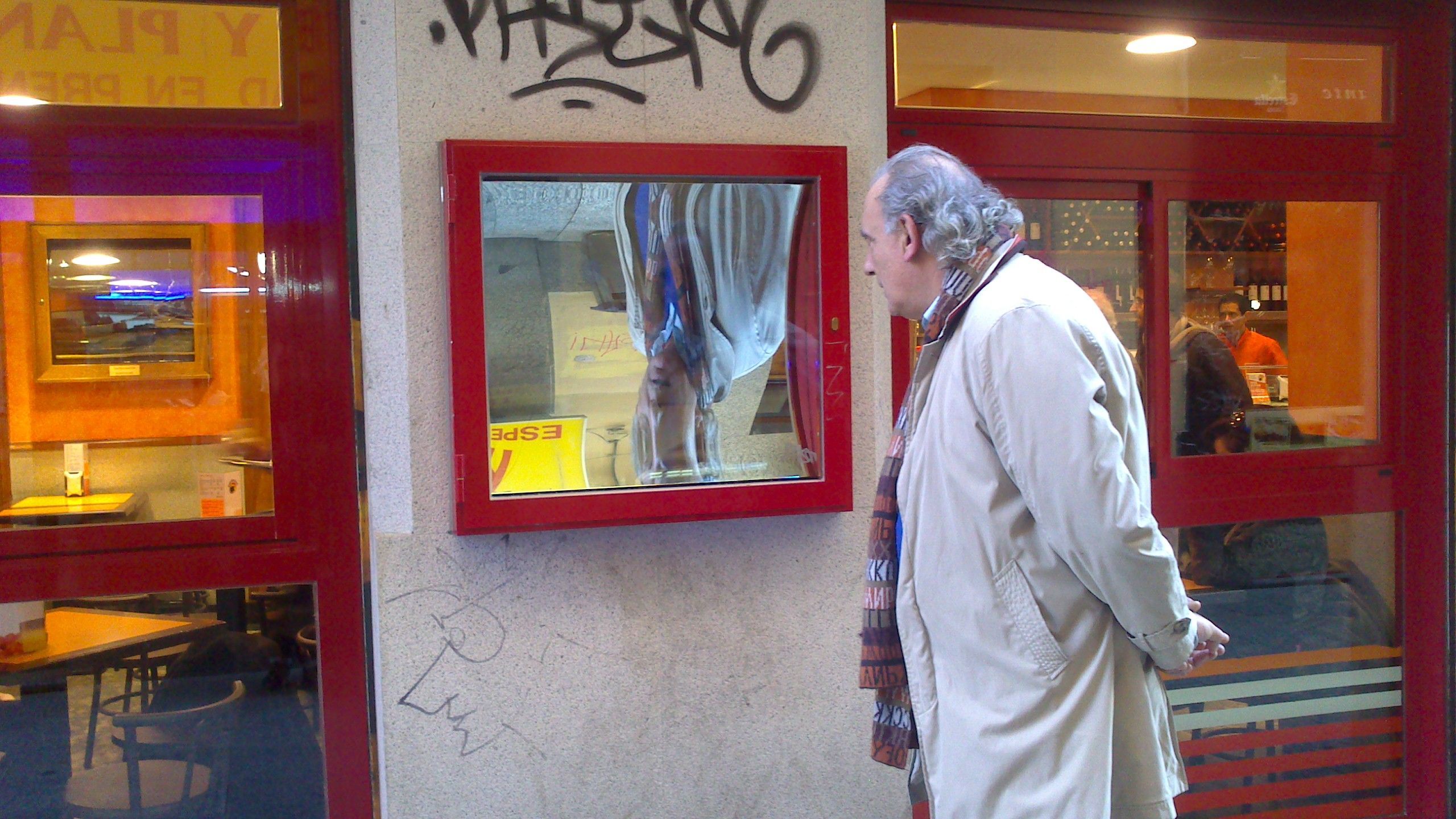 Esta mañana en el callejón del gato