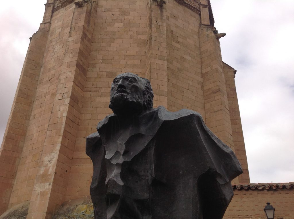 escultura de Unamuno. Autor Pablo Serrano