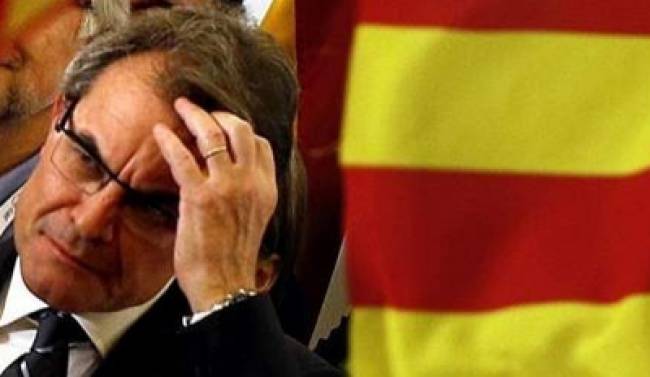 Artur Mas se lo piensa
