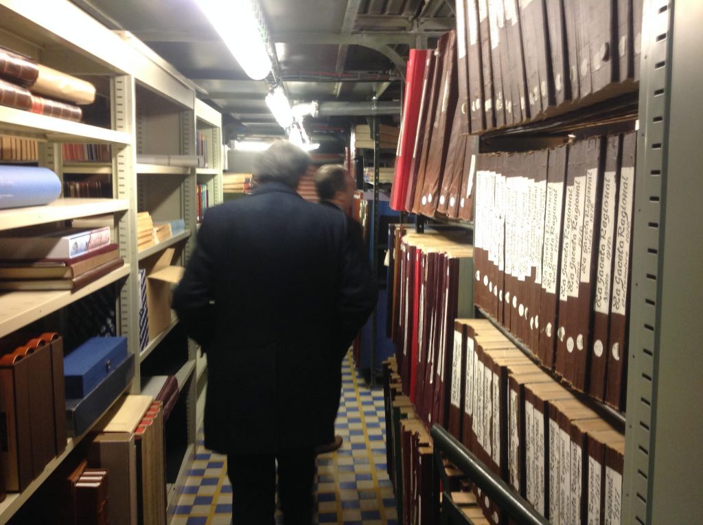 Tras diez años de trrabajo en el corazón del Archivo Policarpo crea la Asociación Salvar el Archivo de Salamanca