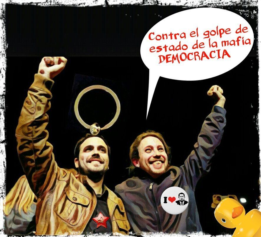 el-pablenin-y-su-llavero-saludando-a-los-orcos-de-rodea-el-congreso