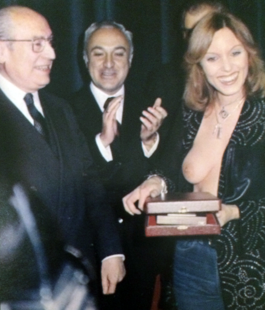 Tierno Galván y Susana Estrada