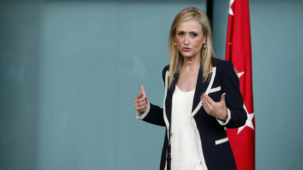 cristina-cifuentes-enarbola-la-nueva-frontera-ensenar-a-los-ninos-a-fornicar