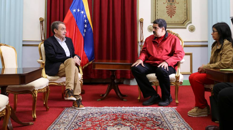 Esta imagen de Zapatero es una puñalada para los presos políticos venezolanos y una vergüenza para los demócratas españoles, pero el contador de nubes